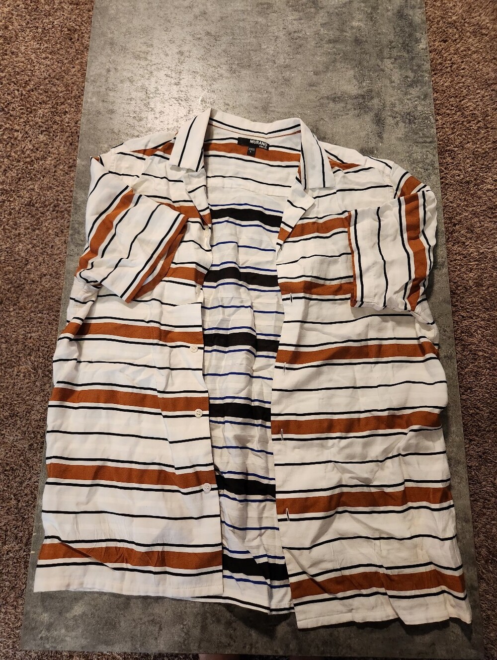 Murano button up